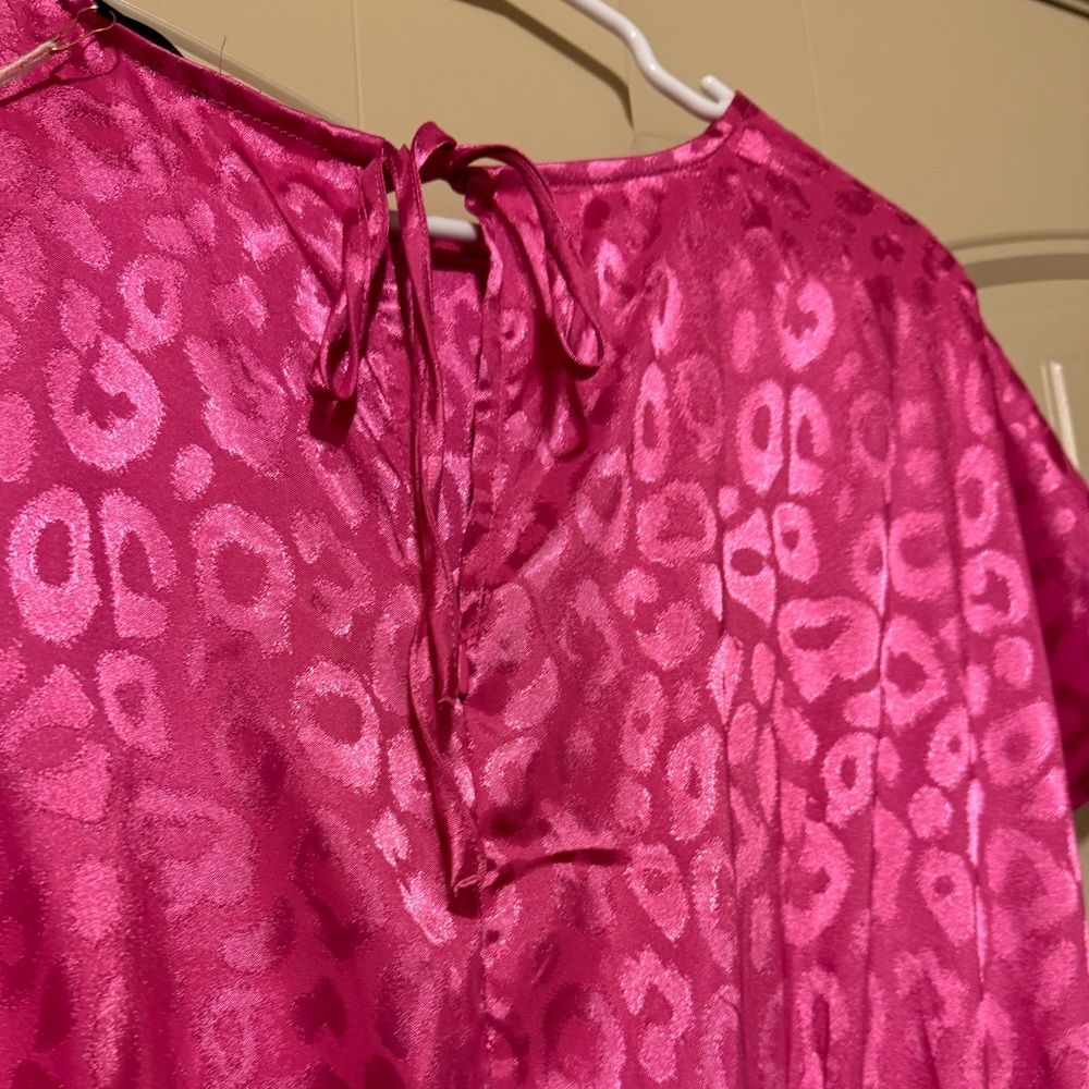 NWT VICI Carie Leopard Jacquard Maxi Dress | Medium | Pink - Picture 9 of 11